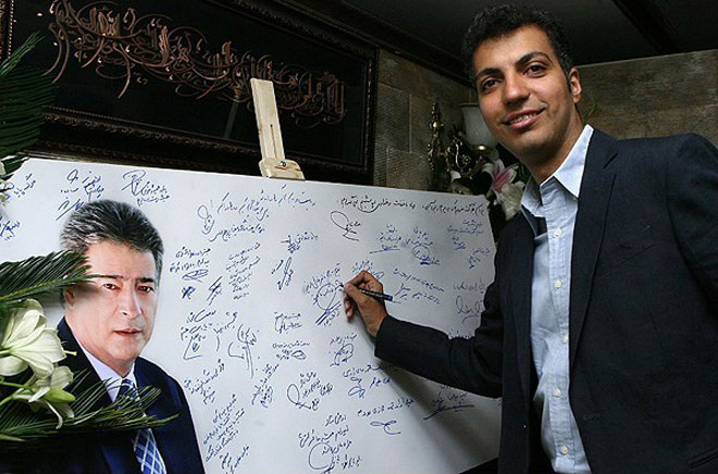 امضاء یادگاری فردوسی پور برای مرحوم حجازی