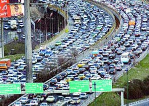افزايش 20 درصدي بار ترافيك تهران در پي آغاز خريدهاي نوروزي